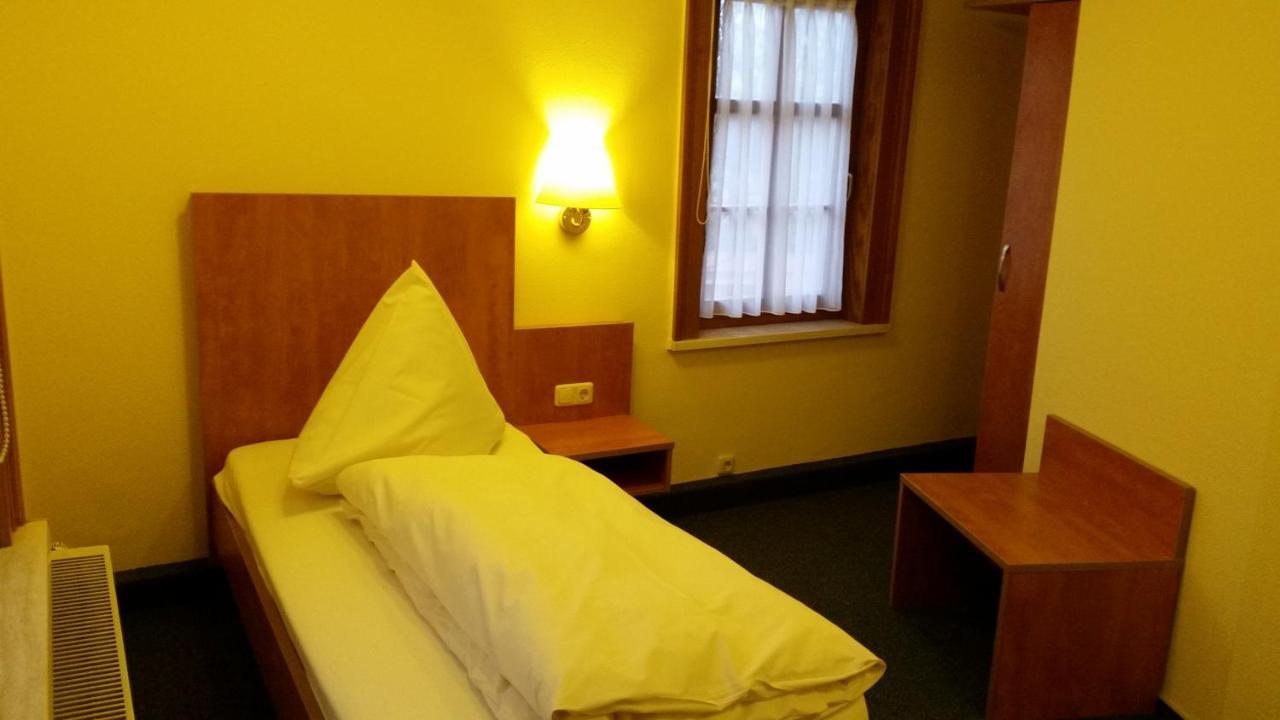 Hotel Thueringer Hof Ebeleben Екстер'єр фото